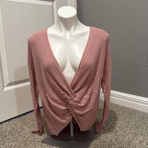 Twist front lightweight sweater size medium NWOT